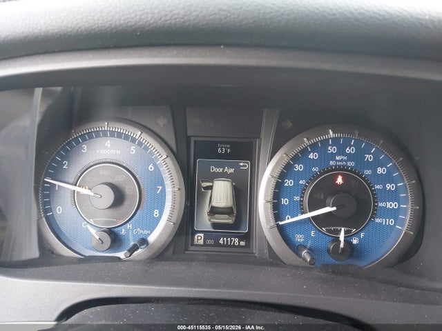 5TDYZ3DC2HS895711 Toyota Sienna Xle 8 Passenger