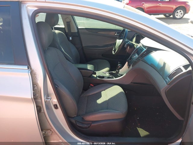 45115573 :رقم المزاد ، 5NPEC4AB5CH368444 vin ، 2012 Hyundai Sonata Se 2.0t مزاد بيع