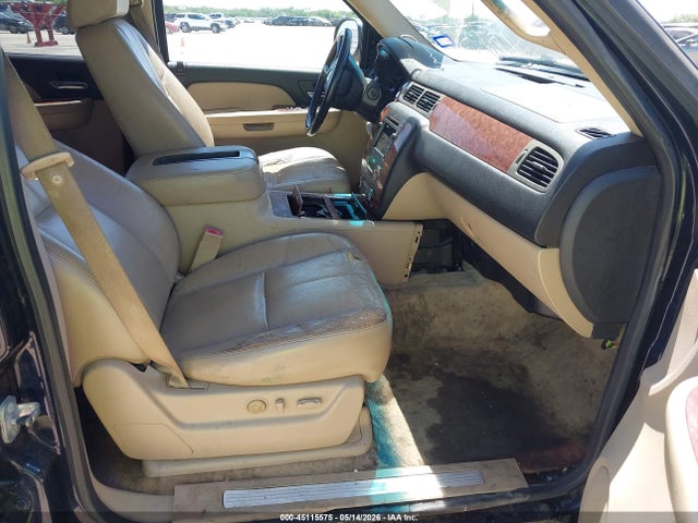 Продажа на аукционе авто 2008 Chevrolet Suburban 1500 Ltz, vin: 3GNFC16088G236926, номер лота: 45115575