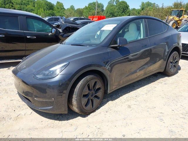 2024 Tesla Model Y Long Range Dual Motor All-wheel Drive მანქანა იყიდება აუქციონზე, vin: 7SAYGAEEXRF106806, აუქციონის ნომერი: 45115586