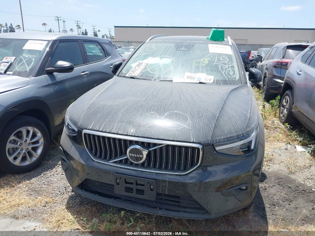 Volvo Xc40 B5 Plus Bright Theme 2025 YV4L12UE2S2512780 Image 12