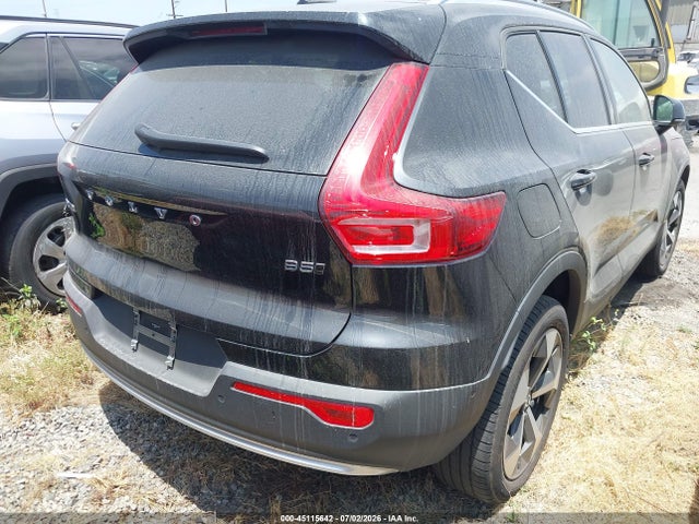 Volvo Xc40 B5 Plus Bright Theme 2025 YV4L12UE2S2512780 Image 16