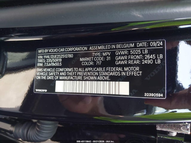 Volvo Xc40 B5 Plus Bright Theme 2025 YV4L12UE2S2512780 Image 9