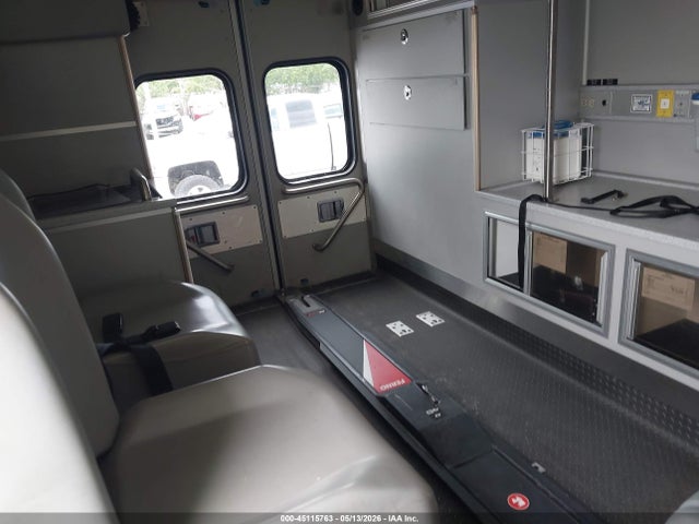 Продаж на аукціоні авто 2015 Ford 4x4 Ambulance F-450 Chassis, vin: 1FD0W4HT5FEB55235, номер лоту: 45115763