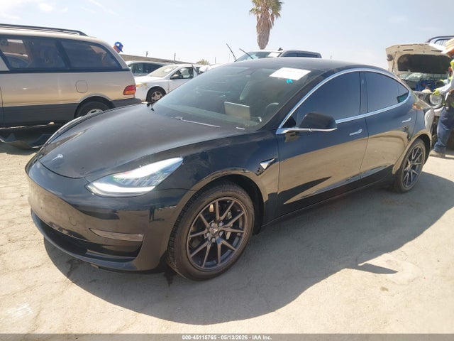 Tesla Model 3 Long Range/performance 2019 5YJ3E1EB6KF384515 Image 2