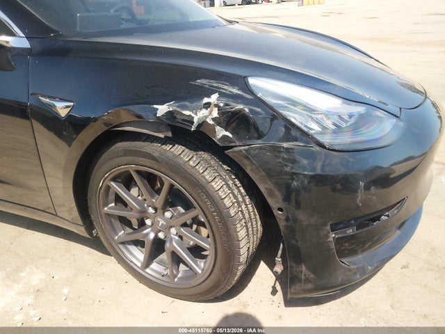 Tesla Model 3 Long Range/performance 2019 5YJ3E1EB6KF384515 Image 6