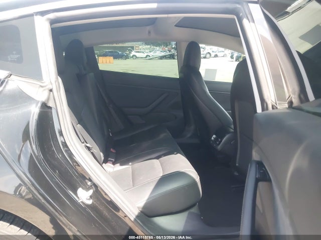 Tesla Model 3 Long Range/performance 2019 5YJ3E1EB6KF384515 Image 8