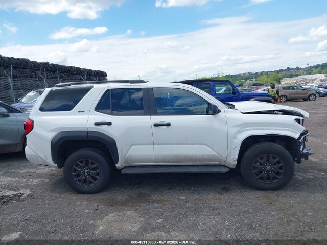 JTEVA5BR3S5016660 Toyota 4RUNNER SR5