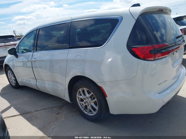 Auction sale of the 2023 Chrysler Pacifica Touring L, vin: 2C4RC1BG2PR607130, lot number: 45115864