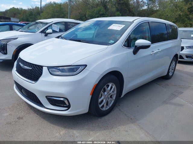 Auction sale of the 2023 Chrysler Pacifica Touring L, vin: 2C4RC1BG2PR607130, lot number: 45115864