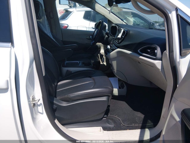 Auction sale of the 2023 Chrysler Pacifica Touring L, vin: 2C4RC1BG2PR607130, lot number: 45115864