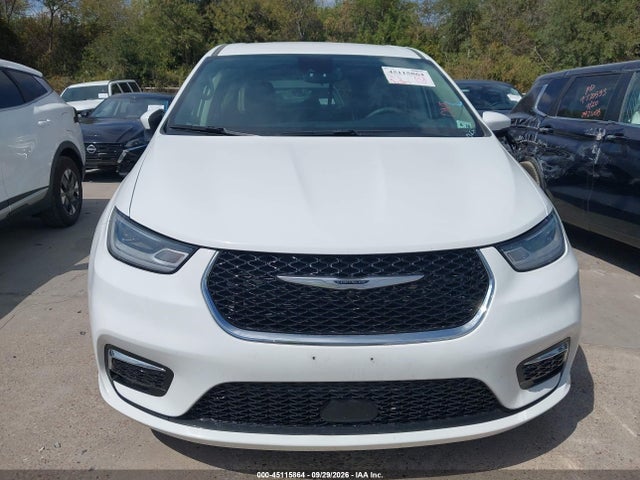Auction sale of the 2023 Chrysler Pacifica Touring L, vin: 2C4RC1BG2PR607130, lot number: 45115864