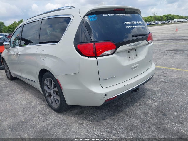 45115886 :رقم المزاد ، 2C4RC1GG4HR583973 vin ، 2017 Chrysler Pacifica Limited مزاد بيع