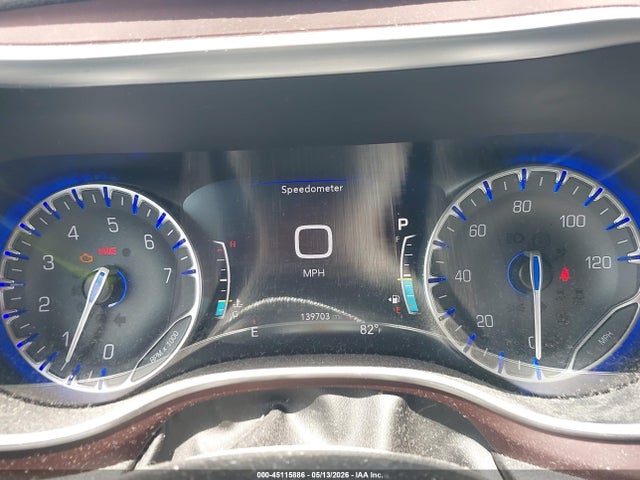 45115886 :رقم المزاد ، 2C4RC1GG4HR583973 vin ، 2017 Chrysler Pacifica Limited مزاد بيع