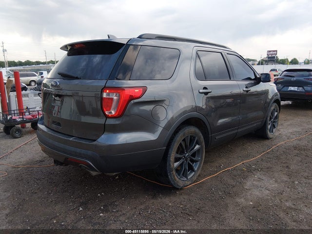 Ford EXPLORER XLT 2017 1FM5K7D82HGB14217 Image 4