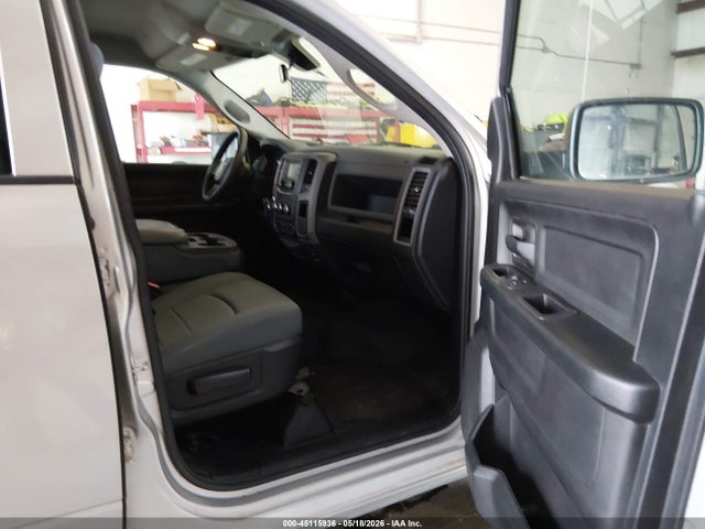 45115936 :رقم المزاد ، 1C6RR7FG7HS766082 vin ، 2017 Ram 1500 Tradesman  4x4 6'4 Box مزاد بيع