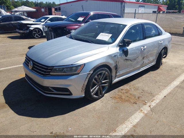 1VWDT7A38HC084120 Volkswagen Passat 1.8t R-line