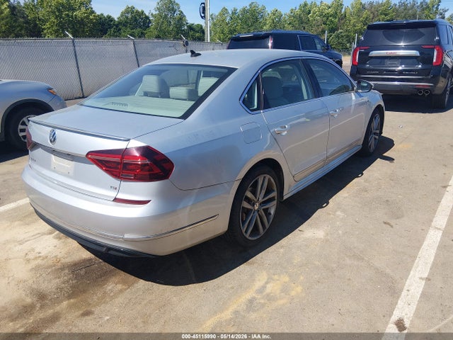1VWDT7A38HC084120 Volkswagen Passat 1.8t R-line
