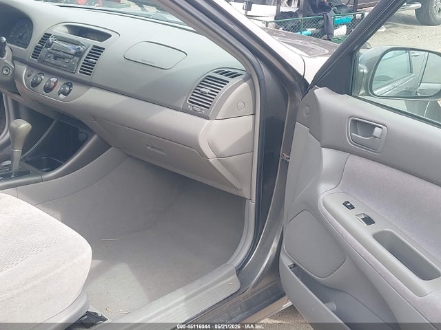 Продаж на аукціоні авто 2002 Toyota Camry Le, vin: 4T1BE32K82U535482, номер лоту: 45116044