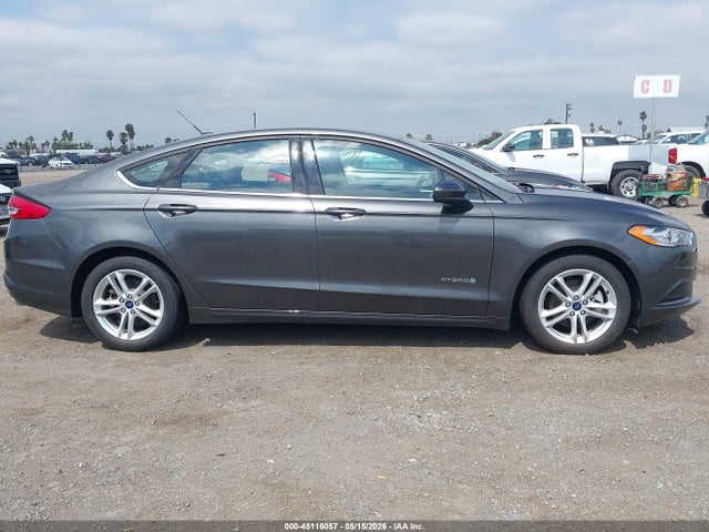 Продажа на аукционе авто 2018 Ford Fusion Hybrid S, vin: 3FA6P0UU9JR261623, номер лота: 45116057