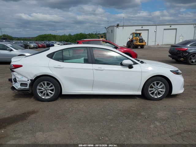 Toyota CAMRY LE 2025 4T1DAACKXSU115651 Image 13