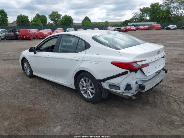 Toyota CAMRY LE 2025 4T1DAACKXSU115651 Image 3