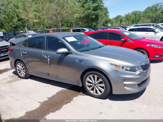 Продажа на аукционе авто 2017 Kia Optima Lx, vin: 5XXGT4L35HG153597, номер лота: 45116072
