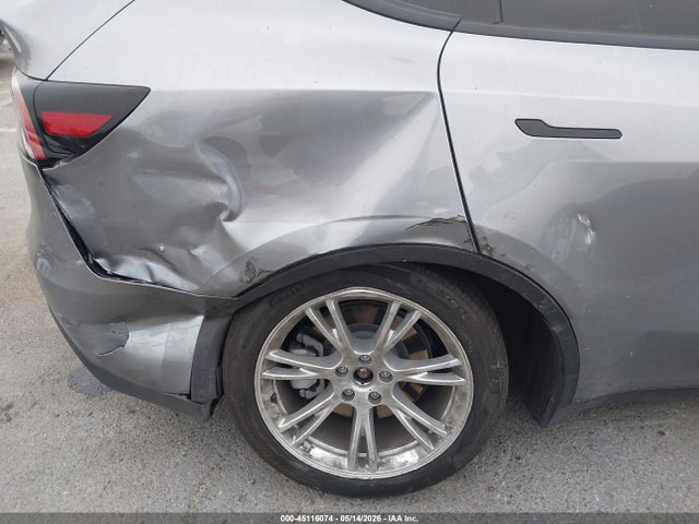 45116074 :رقم المزاد ، 7SAYGDEE7RA284610 vin ، 2024 Tesla Model Y Long Range Dual Motor All-wheel Drive مزاد بيع