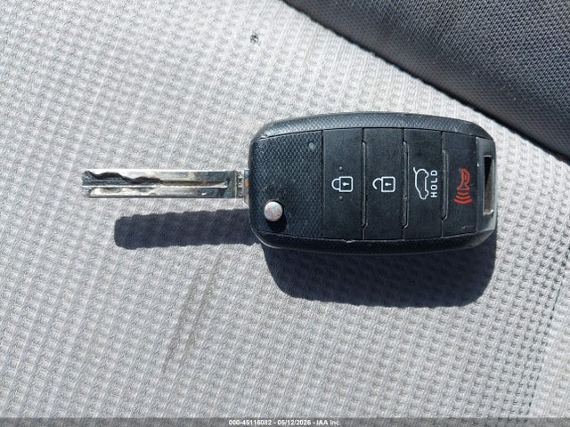 45116082 :رقم المزاد ، 5XYKTDA7XFG626077 vin ، 2015 Kia Sorento Lx V6 مزاد بيع
