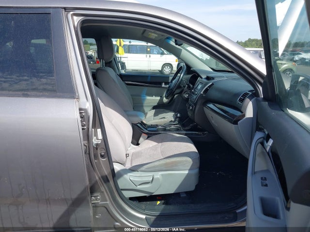 45116082 :رقم المزاد ، 5XYKTDA7XFG626077 vin ، 2015 Kia Sorento Lx V6 مزاد بيع