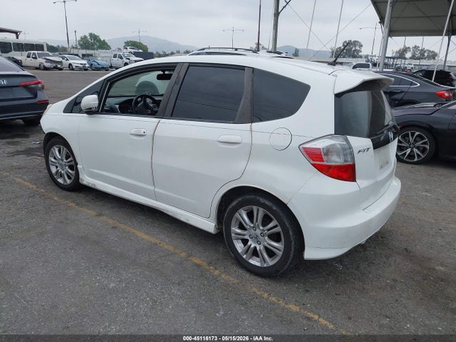 2011 Honda Fit Sport მანქანა იყიდება აუქციონზე, vin: JHMGE8H5XBS003699, აუქციონის ნომერი: 45116173
