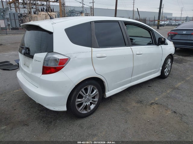 2011 Honda Fit Sport მანქანა იყიდება აუქციონზე, vin: JHMGE8H5XBS003699, აუქციონის ნომერი: 45116173