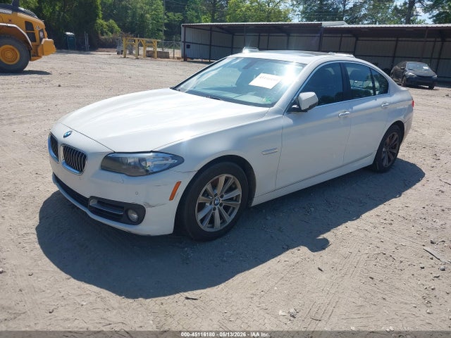 BMW 528i Xdrive 2015 WBA5A7C54FD625986 Image 2