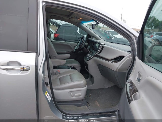 Toyota Sienna Xle 8 Passenger 2015 5TDYK3DC9FS656724 Image 5