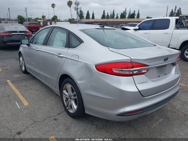 3FA6P0LUXJR198355 Ford Fusion Hybrid Se