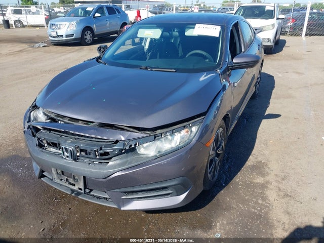 45116231 :رقم المزاد ، 2HGFC2F56JH565917 vin ، 2018 Honda Civic Lx مزاد بيع