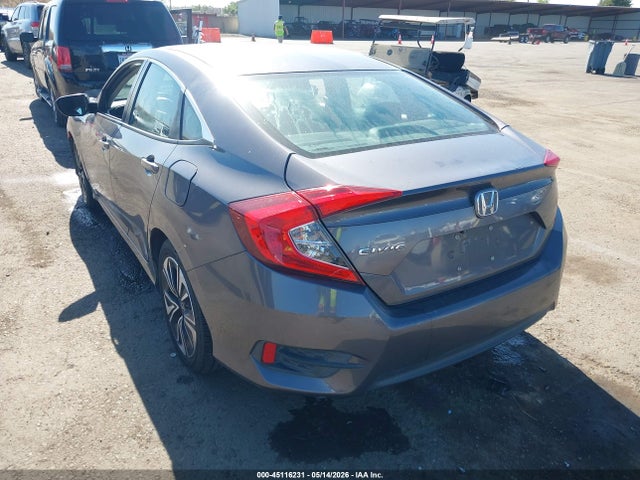45116231 :رقم المزاد ، 2HGFC2F56JH565917 vin ، 2018 Honda Civic Lx مزاد بيع