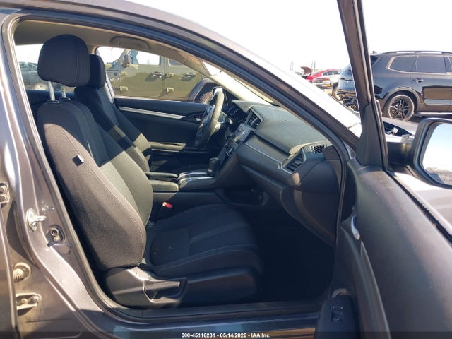 45116231 :رقم المزاد ، 2HGFC2F56JH565917 vin ، 2018 Honda Civic Lx مزاد بيع