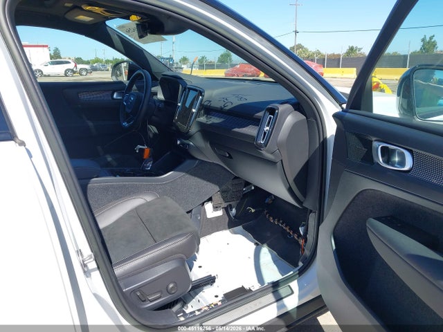 YV4162UM4N2791220 Volvo Xc40 T5 R-design