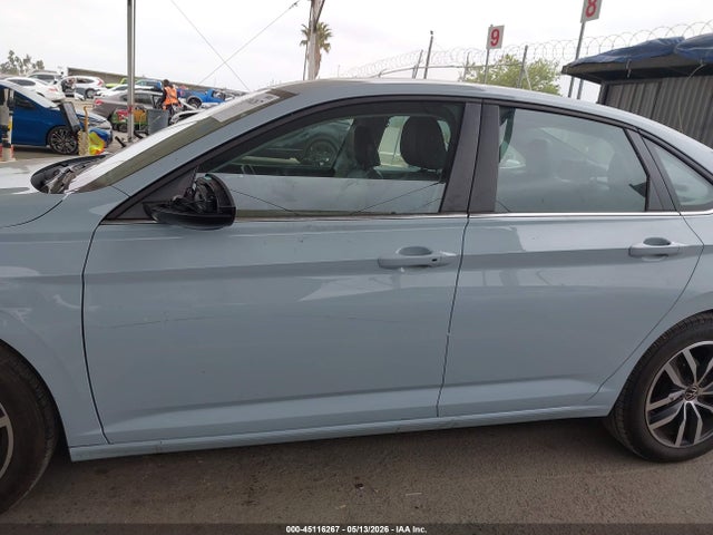 3VWEX7BU1SM020409 Volkswagen Jetta 1.5t Se