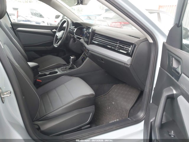 3VWEX7BU1SM020409 Volkswagen Jetta 1.5t Se
