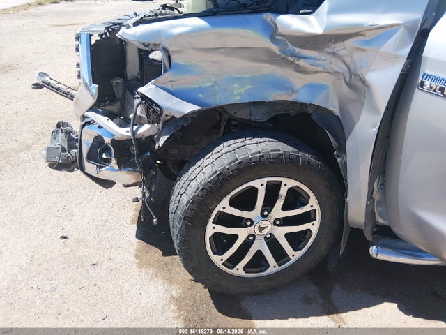 Aukcja sprzedaży 2018 Toyota Tundra Sr5 5.7l V8, vin: 5TFDW5F13JX690297, numer aukcji: 45116279