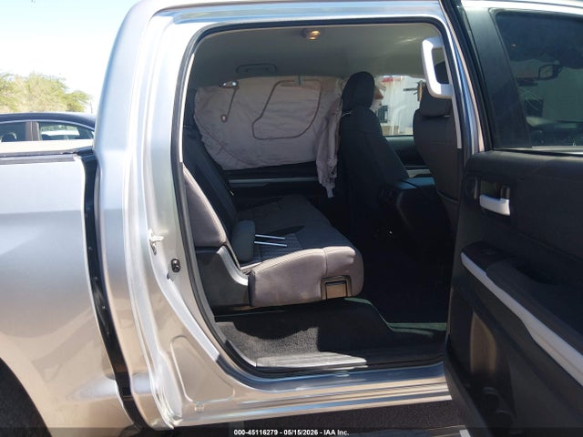 Aukcja sprzedaży 2018 Toyota Tundra Sr5 5.7l V8, vin: 5TFDW5F13JX690297, numer aukcji: 45116279