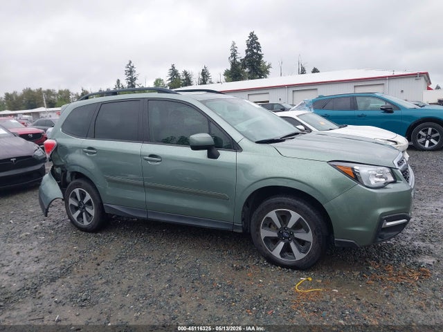 Subaru Forester 2.5i Premium 2018 JF2SJAECXJH615691 Image 13