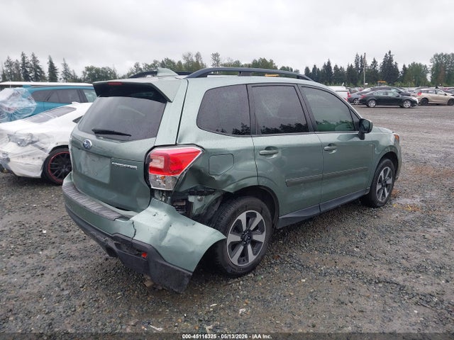 Subaru Forester 2.5i Premium 2018 JF2SJAECXJH615691 Image 4