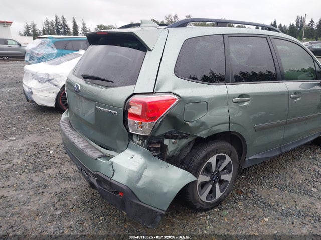 Subaru Forester 2.5i Premium 2018 JF2SJAECXJH615691 Image 6