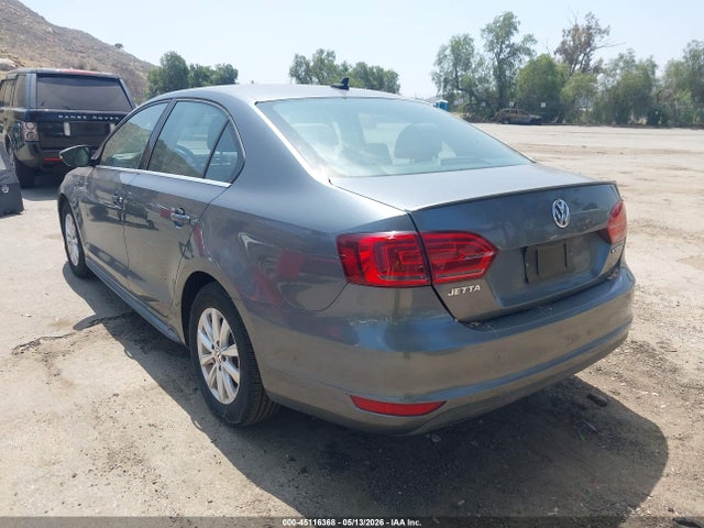 Auction sale of the 2014 Volkswagen Jetta Hybrid Se, vin: 3VW637AJ8EM209649, lot number: 45116368