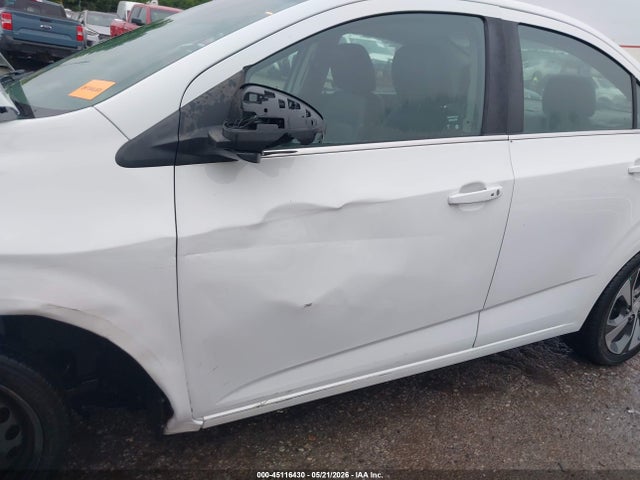 Auction sale of the 2020 Chevrolet Sonic Fwd  Premier, vin: 1G1JF5SB4L4113907, lot number: 45116430
