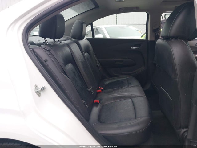 45116430 :رقم المزاد ، 1G1JF5SB4L4113907 vin ، 2020 Chevrolet Sonic Fwd  Premier مزاد بيع