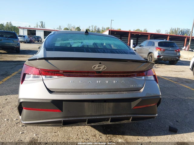 2025 Hyundai Elantra Sel Sport მანქანა იყიდება აუქციონზე, vin: KMHLM4DG4SU955522, აუქციონის ნომერი: 45116495